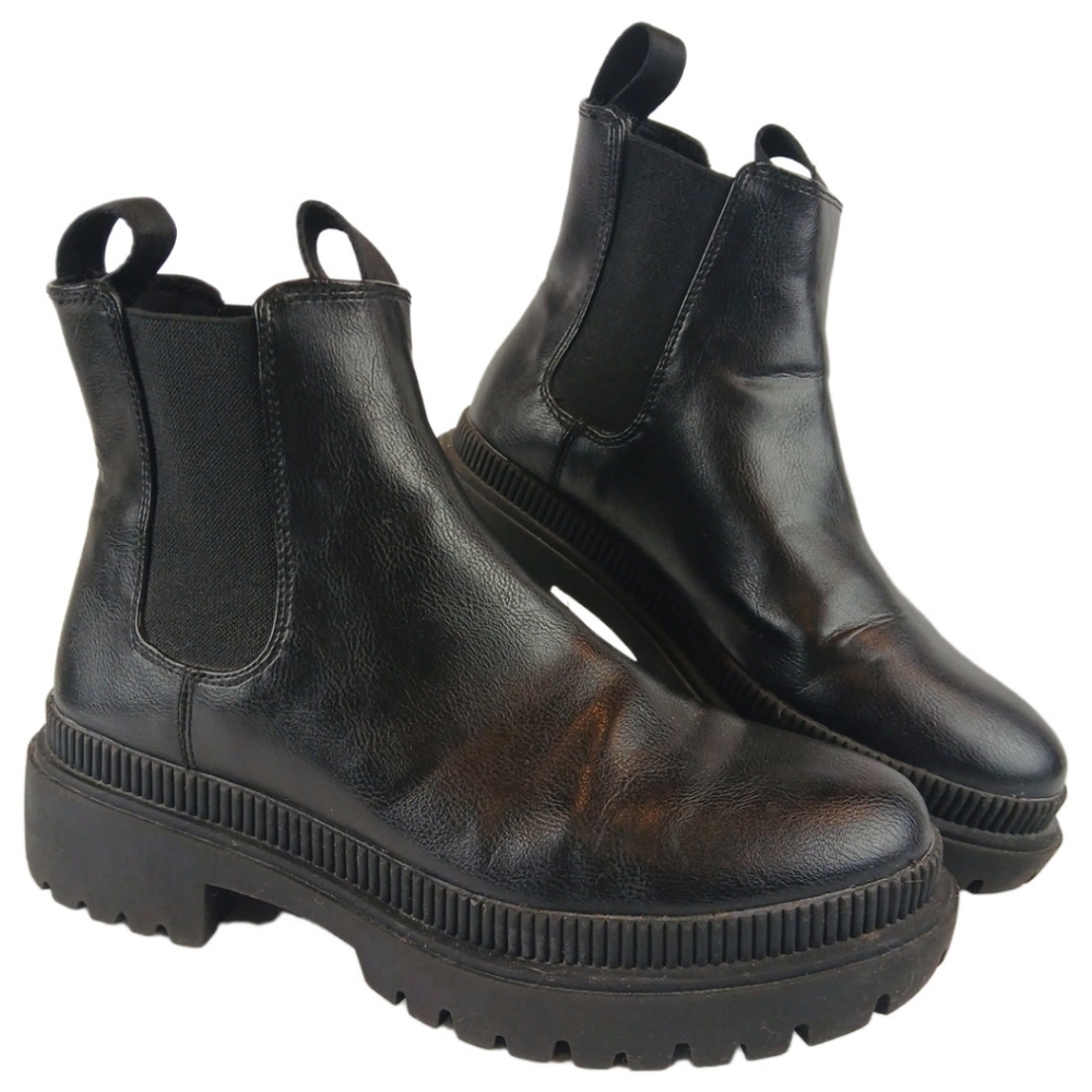 H&M 7 Black Chelsea Chunky Ankle Boots Loops Elasticized Solid Platform Bootie